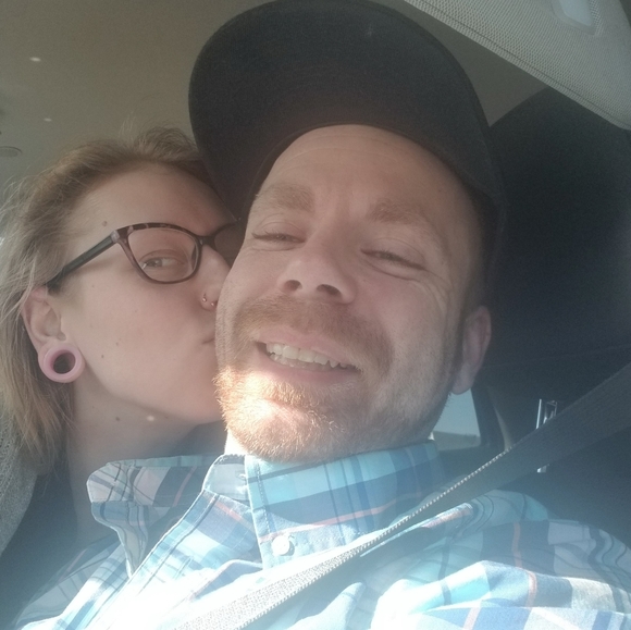 Meet your Posher, Hayle - Picture 1 of 1